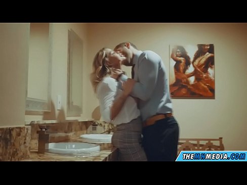 ❤️ When a busty blonde seduces you in a public toilet Fucking video at en-gb.bookland.top ❌